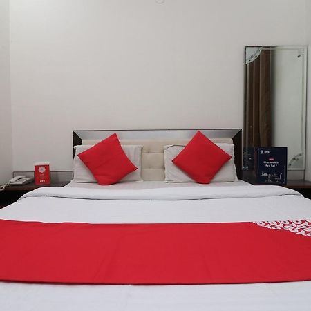Oyo 24723 Hotel Atul Palace Agra  Extérieur photo