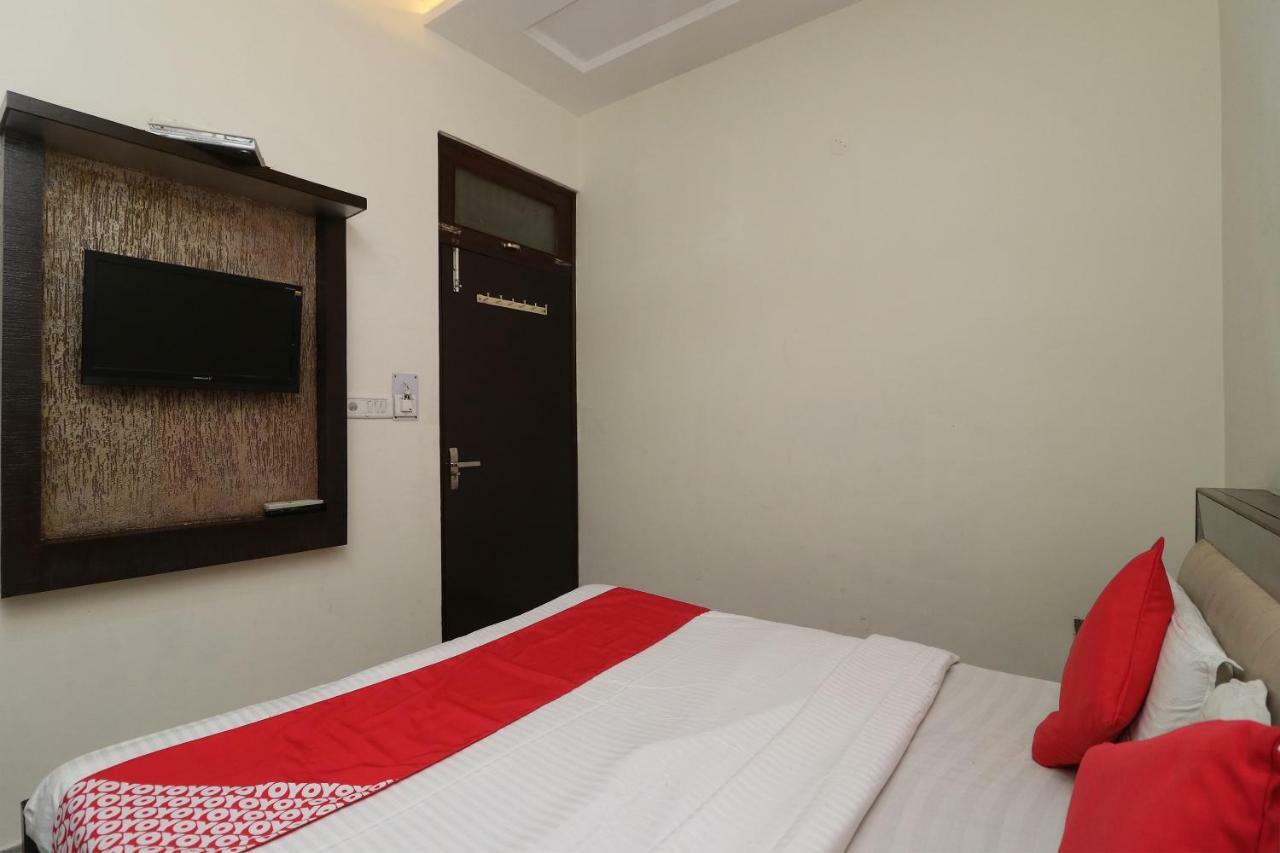 Oyo 24723 Hotel Atul Palace Agra  Extérieur photo