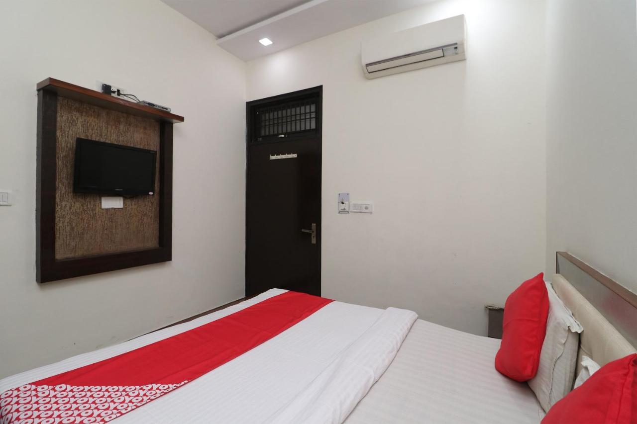 Oyo 24723 Hotel Atul Palace Agra  Extérieur photo